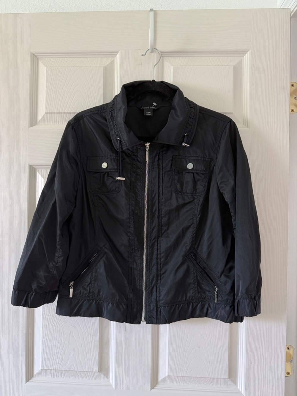 White House Black Market Black Women's Zip Jacket